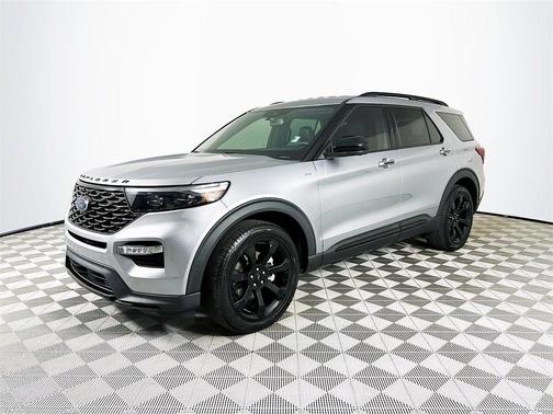 2023 Ford Explorer ST-Line