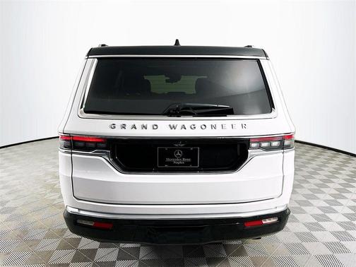 2024 Jeep Grand Wagoneer Base