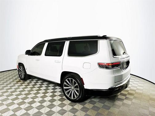 2024 Jeep Grand Wagoneer Base