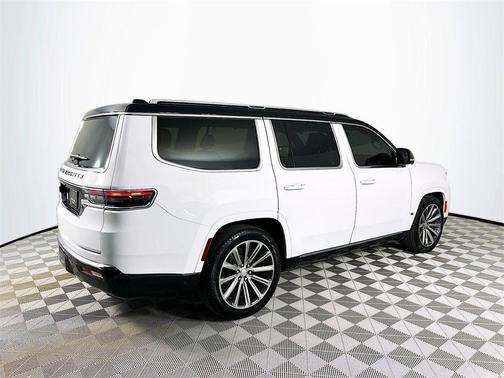 2024 Jeep Grand Wagoneer Base