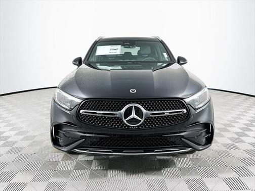 2025 Mercedes-Benz GLC 300 4MATIC
