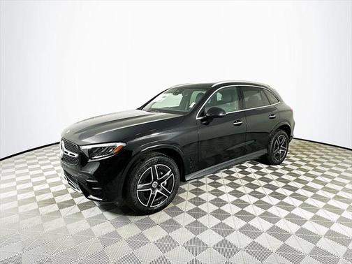 2025 Mercedes-Benz GLC 300 4MATIC