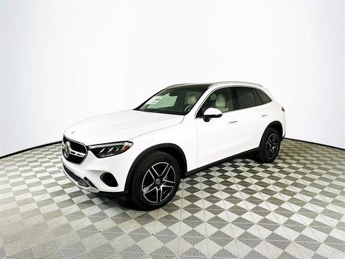 2026 Mercedes-Benz GLC 300 Base 4MATIC