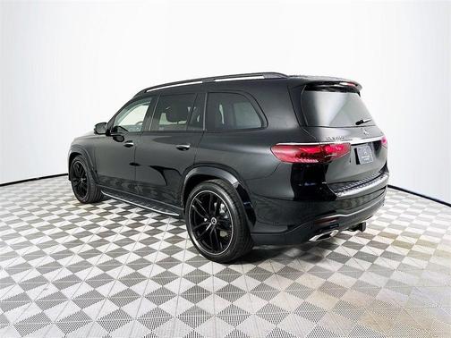 2026 Mercedes-Benz GLS 450 