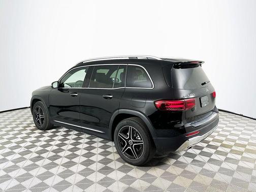 Midnight Black 2026 Mercedes-Benz GLB 250 Base