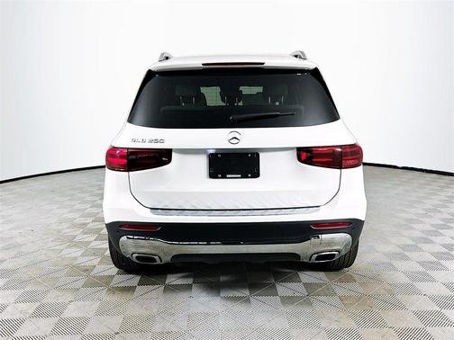 2026 Mercedes-Benz GLB 250 Base