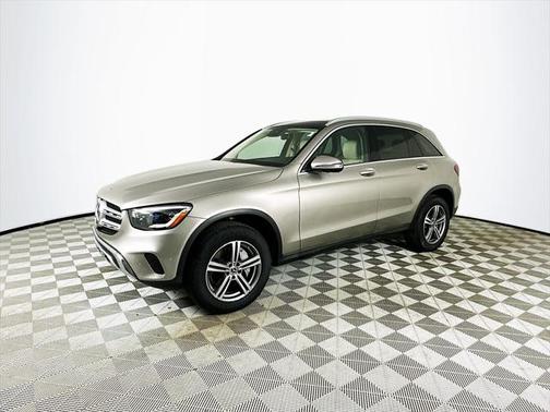 2022 Mercedes-Benz GLC 300
