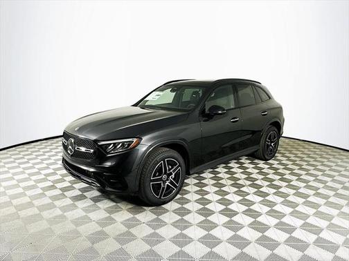 2025 Mercedes-Benz GLC 300 Base