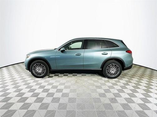 2026 Mercedes-Benz GLC 300 Base