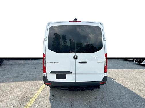 2025 Mercedes-Benz Sprinter 2500 Standard Roof
