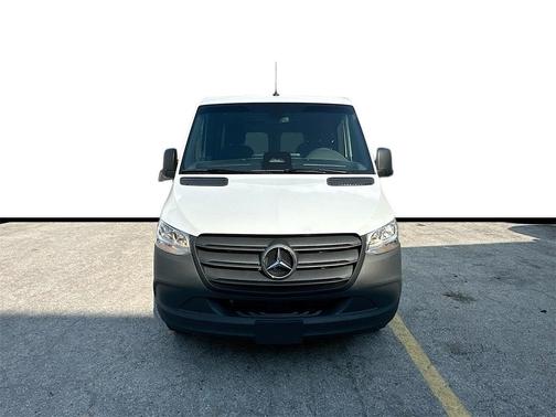 2025 Mercedes-Benz Sprinter 2500 Standard Roof