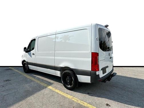 2025 Mercedes-Benz Sprinter 2500 Standard Roof