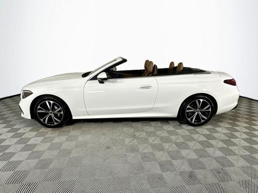 Polar White 2025 Mercedes-Benz CLE 300 Base 4MATIC