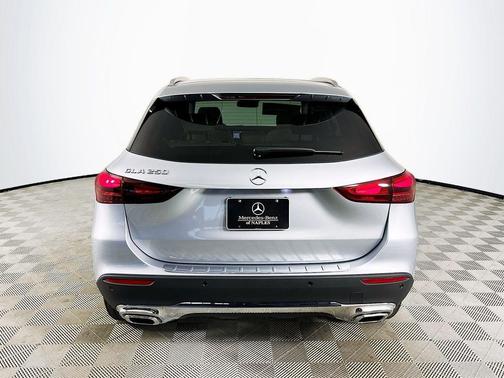 2026 Mercedes-Benz GLA 250 Base