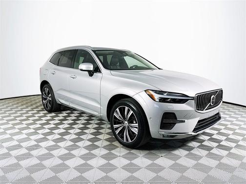 2022 Volvo XC60 B5 Inscription