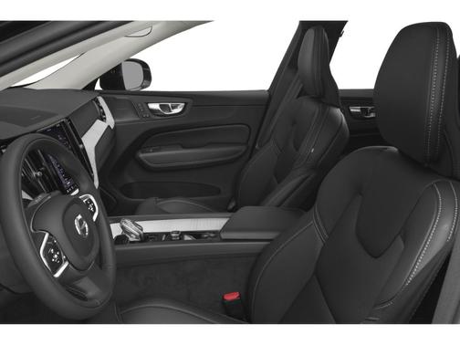 2022 Volvo XC60 B5 Inscription