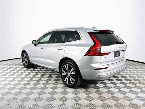 2022 Volvo XC60 B5 Inscription