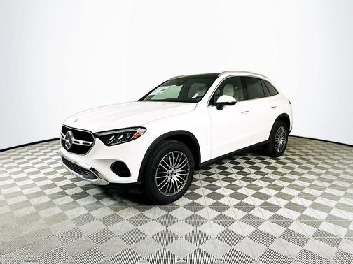 Polar White 2026 Mercedes-Benz GLC 300 Base 4MATIC
