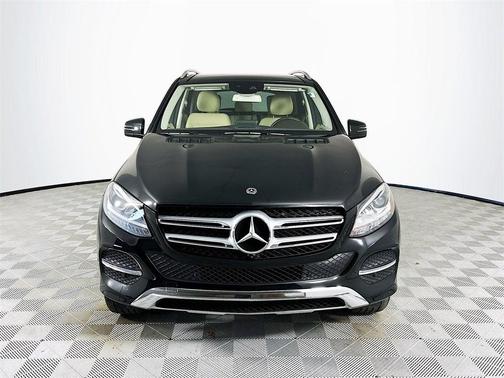 2019 Mercedes-Benz GLE 400 Base 4MATIC