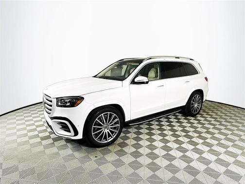 2026 Mercedes-Benz GLS 450 