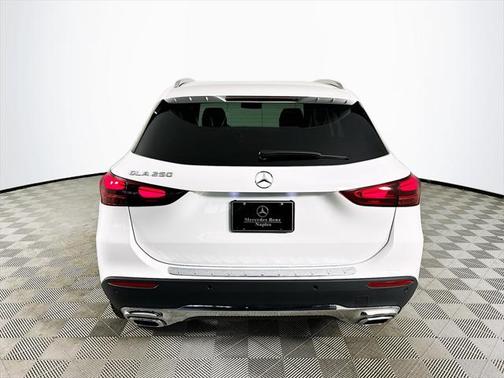 2025 Mercedes-Benz GLA 250 Base