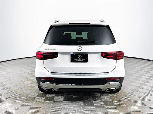 2025 Mercedes-Benz GLB 250 Base