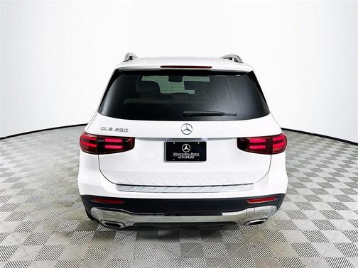 2025 Mercedes-Benz GLB 250 Base