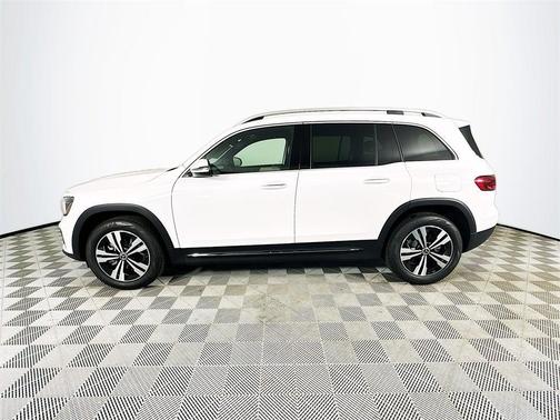 2025 Mercedes-Benz GLB 250 Base
