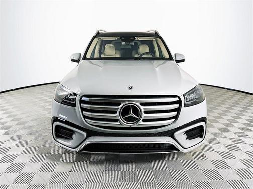 2026 Mercedes-Benz GLS 450 