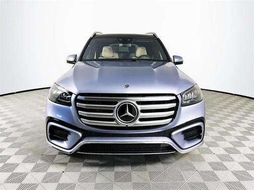 2026 Mercedes-Benz GLS 580 