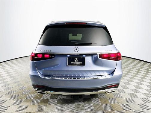 2026 Mercedes-Benz GLS 580 