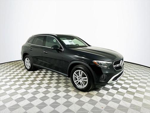 2025 Mercedes-Benz GLC 300 4MATIC