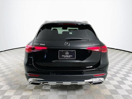 2025 Mercedes-Benz GLC 300 4MATIC