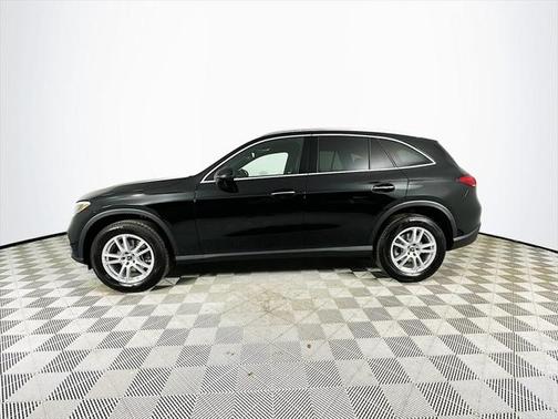 2025 Mercedes-Benz GLC 300 4MATIC