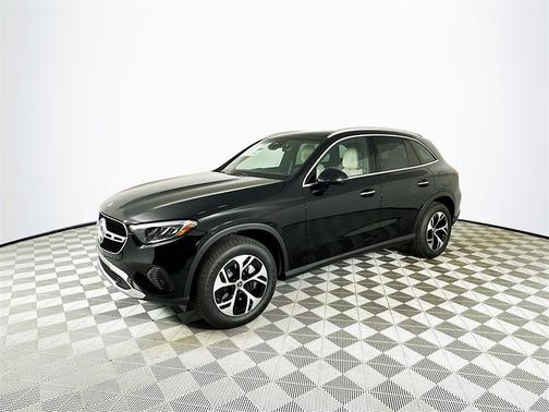 2026 Mercedes-Benz GLC 350e 