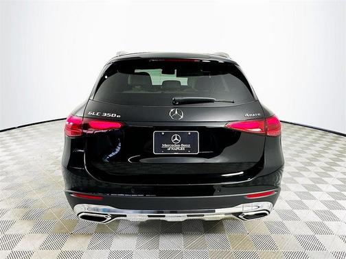 2026 Mercedes-Benz GLC 350e 