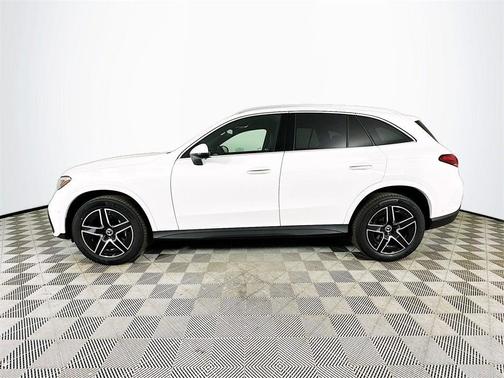 2025 Mercedes-Benz GLC 300 Base 4MATIC
