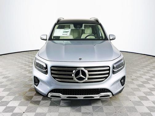 Cirrus Silver Metallic 2026 Mercedes-Benz GLB 250 Base 4MATIC