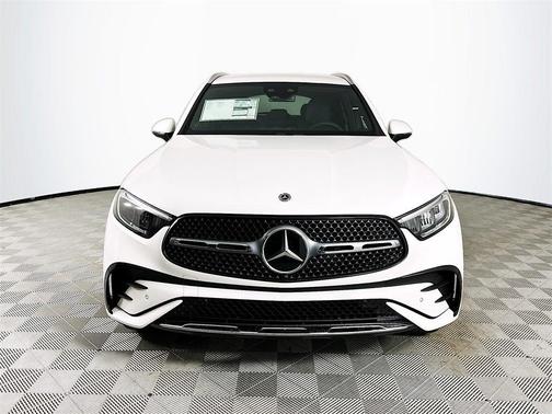 2025 Mercedes-Benz GLC 350e Base 4MATIC