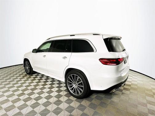 2026 Mercedes-Benz GLS 450