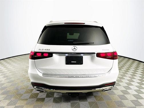 2026 Mercedes-Benz GLS 450