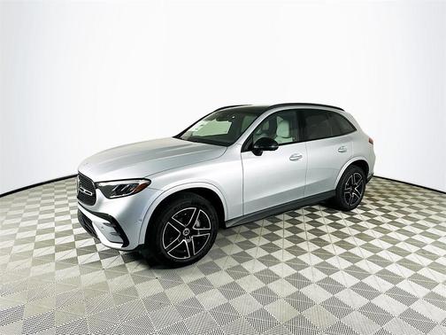2026 Mercedes-Benz GLC 300 Base