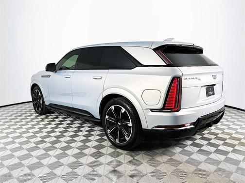 2025 Cadillac Escalade IQ Sport 2