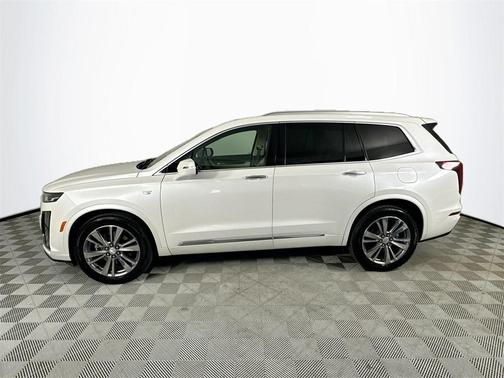 2022 Cadillac XT6 Premium Luxury FWD