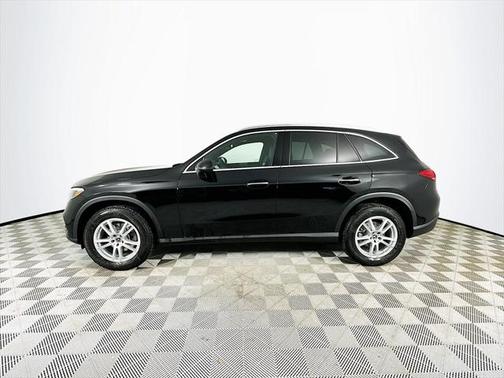 2025 Mercedes-Benz GLC 300 4MATIC