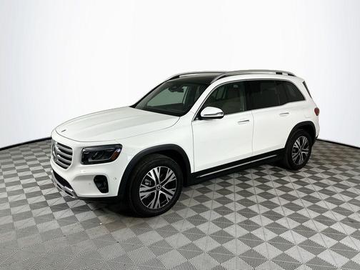 Polar White 2026 Mercedes-Benz GLB 250 Base 4MATIC
