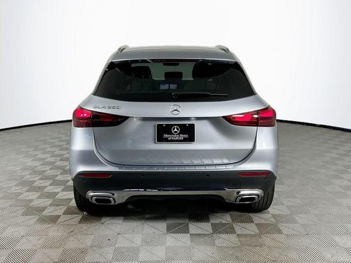 2026 Mercedes-Benz GLA 250 Base