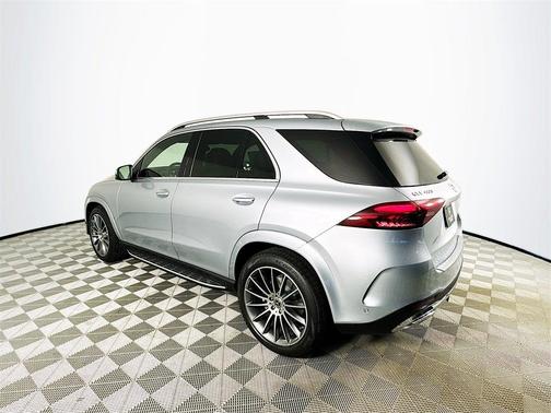 2026 Mercedes-Benz GLE 450 4MATIC