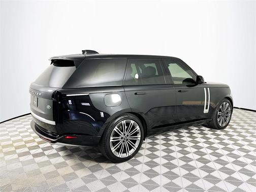2023 Land Rover Range Rover Autobiography