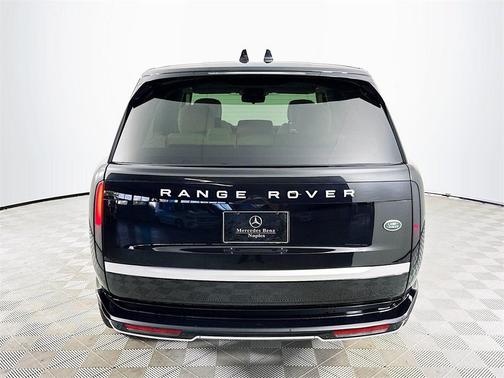2023 Land Rover Range Rover Autobiography